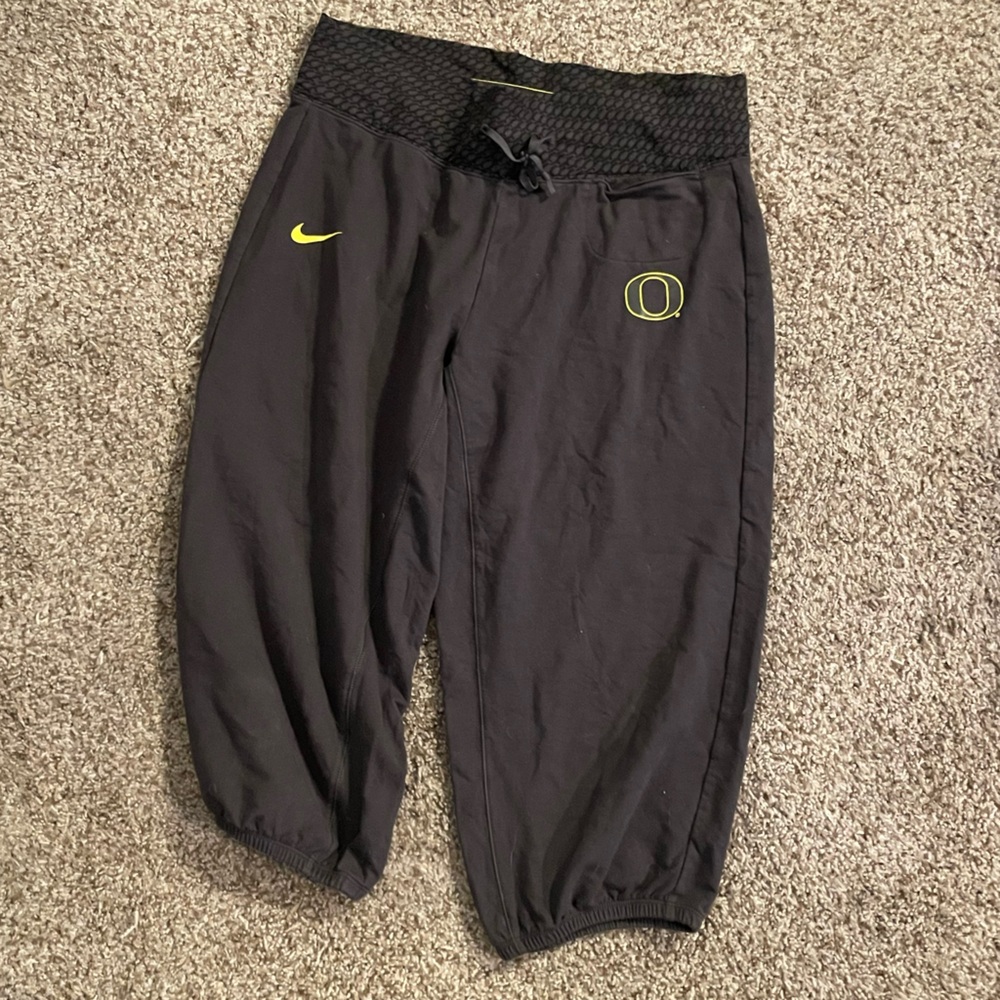 Nike Oregon Women’s Capris